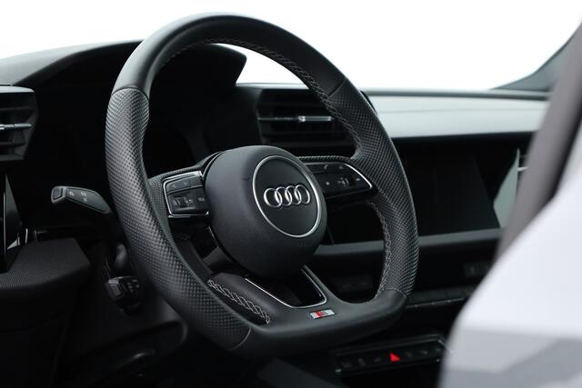 Audi A3 SPORTBACK 40 TFSI e S edition | Matrix LED | Apple CarPlay | Adapt. Cruise | Keyless | Camera | 18'' | Navi |