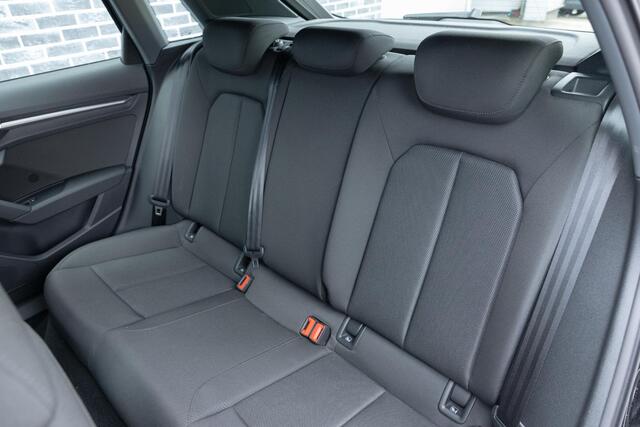 Audi A3 SPORTBACK 30 TFSI S-Tronic Pro Line | Climate Control | Cruise Control | LED Koplampen | Parkeersensoren | Apple Carplay | Android Auto | Lichtmetalen Velgen