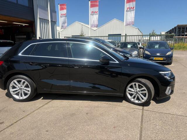 Audi A3 SPORTBACK 30 TFSI Advanced edition S tronic, Clima, cruise, pdc, trekhaak afneembaar