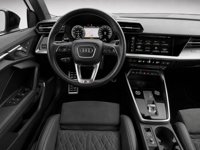 Audi A3 SPORTBACK 45 TFSI e S edition s line B&O Trekhaak ACC Applecarplay/Android VIrtual cockpit El.achterklep stoelverw. Parkeerhulp