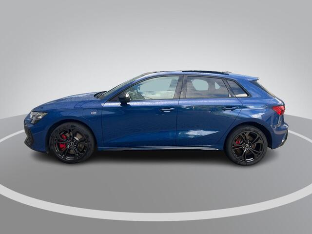 Audi A3 SPORTBACK 1.5 e-hybrid 272pk S-Tronic S edition Competition · Panoramadak · Camera · Leder Nappa · Elek. Bestuurdersstoel · Elek. Achterklep · Garantie t/m 23-10-2030 of 100.000km