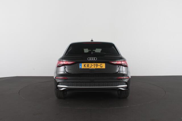 Audi A3 SPORTBACK 30 TFSI Pro Line > Leer/Camera/Adapt.cruise/getint gals