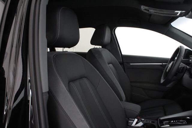 Audi A3 SPORTBACK 30 TFSI Pro Line > Leer/Camera/Adapt.cruise/getint gals