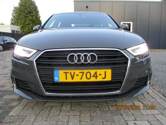 Audi A3 SPORTBACK 30 TFSI Sport Edition.