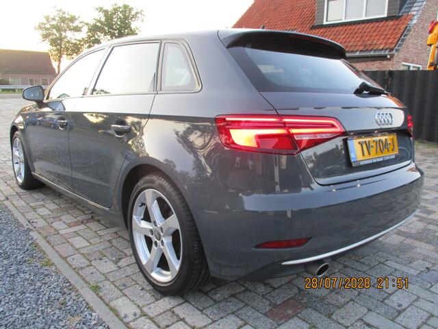 Audi A3 SPORTBACK 30 TFSI Sport Edition.