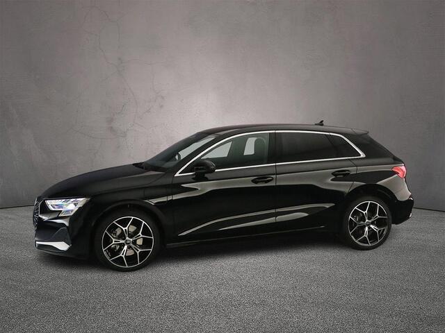 Audi A3 SPORTBACK 40 TFSI e Advanced edition | Privacy Glass | 18'' LMV | Apple Carplay/Android Auto | Koplampen Adaptief | Parkeer assistent | Verwarmbare voorstoelen