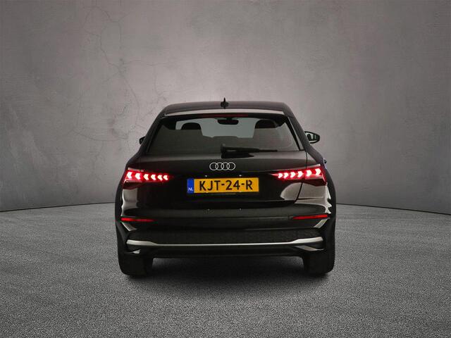 Audi A3 SPORTBACK 40 TFSI e Advanced edition | Privacy Glass | 18'' LMV | Apple Carplay/Android Auto | Koplampen Adaptief | Parkeer assistent | Verwarmbare voorstoelen