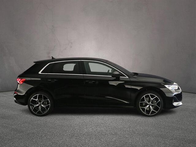 Audi A3 SPORTBACK 40 TFSI e Advanced edition | Privacy Glass | 18'' LMV | Apple Carplay/Android Auto | Koplampen Adaptief | Parkeer assistent | Verwarmbare voorstoelen