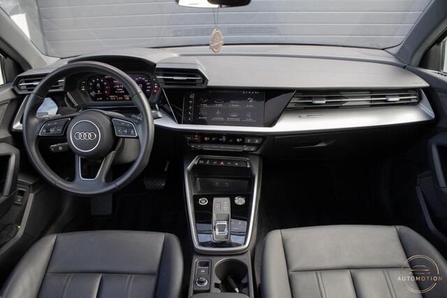 Audi A3 SPORTBACK 40 TFSIe Edition PANO LED CAMERA PARKEER LEDER