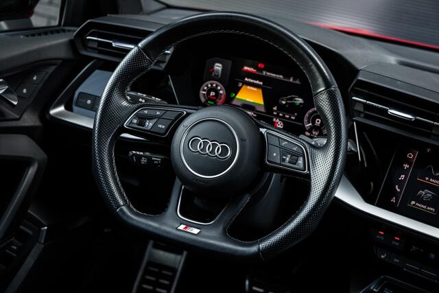 Audi A3 SPORTBACK 40 TFSI 3X S-LINE | PANO | H&K | ALCAN | SPORTUITLAAT