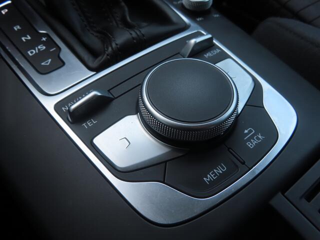 Audi A3 SPORTBACK 1.5 TFSI CoD Sport | carplay | parkeersensoren | stoelverwarming