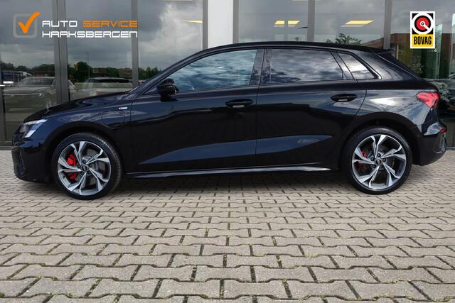 Audi A3 SPORTBACK 45 TFSI e S-Line Competition | RS Stoelen | Camera | Trekhaak |