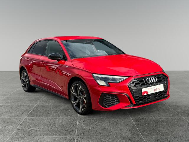 Audi A3 SPORTBACK 45 245pk TFSI e S edition Competition Parkeerassistent | Achteruitrijcamera | Adaptive Cruise Control