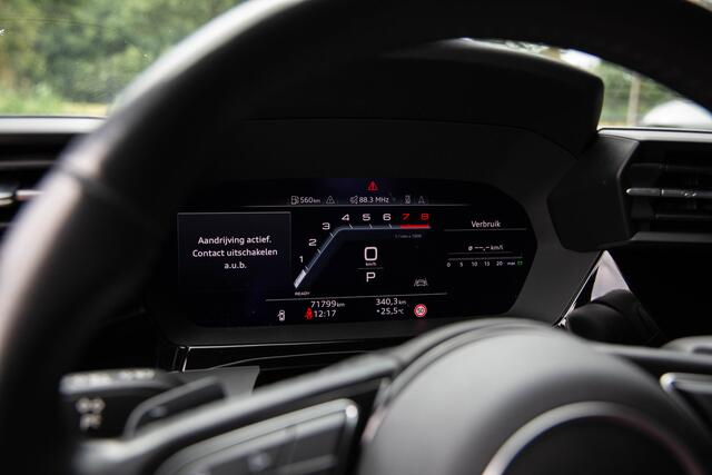 Audi A3 SPORTBACK 35 TFSI Advanced edition , Achteruitrijcamera, Apple Carplay, Navigatie, Cruise control,