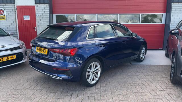 Audi A3 SPORTBACK 30 TFSI Advanced edition AUTOMAAT / FULL LED / CARPLAY / NAVI / CLIMA / PDC / BLUETOOTH / CRUISE / NL-AUTO