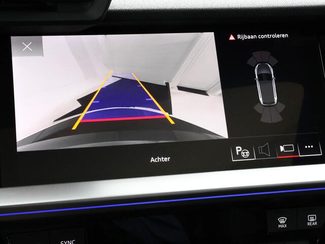 Audi A3 SPORTBACK 40 TFSIe 204PK S-tronic S Line · Panoramadak · Camera · Apple/Android Car Play · Navigatie · Park Assist · P-Sensoren · 18'' Inch ·