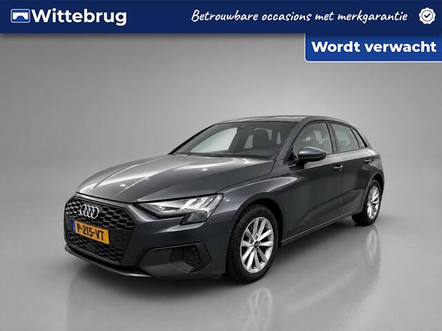 Audi A3 SPORTBACK 30 TFSI Pro Line / Camera / Parkeersensoren V+A / App connect / Climate controle /