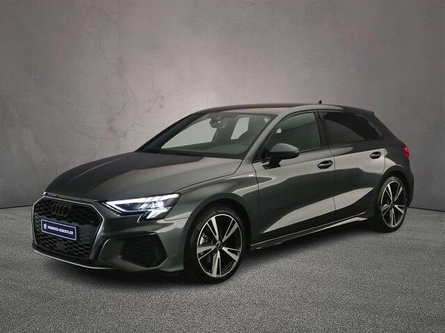 Audi A3 SPORTBACK 35 TFSI 150PK S edition | Trekhaak | 18-Inch | Achterruitrij-Camera | Privacy-Glas | Sportplus-stoelen/Alcantara | Ambient-Light |