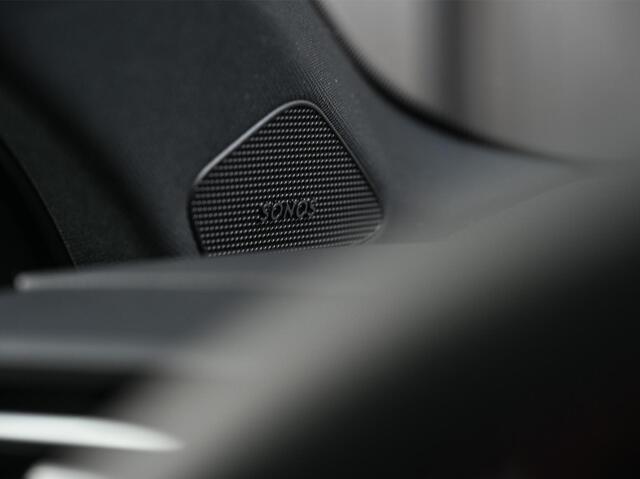 Audi A3 SPORTBACK 45 TFSI e S edition Competition | Nardo Grey | Panoramadak | 5 jr garantie | Ambiance interieur | Sonos Sound | Active Cruise | S-Seats + Memory | Head-Up | Camera | Stoelverwarming | Keyless |