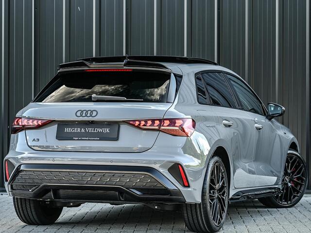 Audi A3 SPORTBACK 45 TFSI e S edition Competition | Nardo Grey | Panoramadak | 5 jr garantie | Ambiance interieur | Sonos Sound | Active Cruise | S-Seats + Memory | Head-Up | Camera | Stoelverwarming | Keyless |