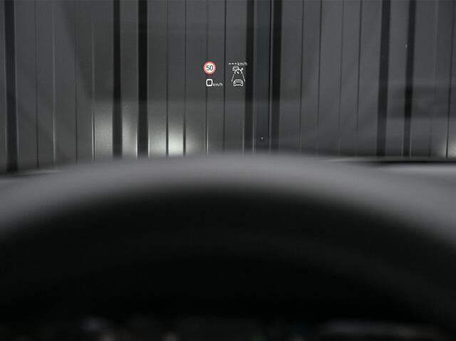 Audi A3 SPORTBACK 45 TFSI e S edition Competition | Panoramadak | 5 jr Garantie | HUD | Sonos Sound | Camera | Ambiance interieur | Active Cruise | S-Seats + Memory | Stoelverwarming | Keyless |