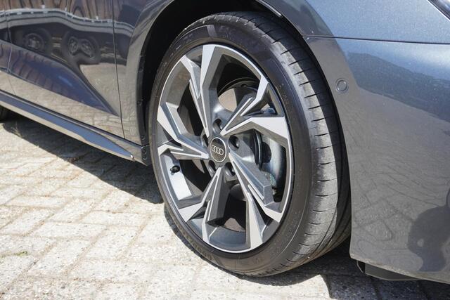 Audi A3 SPORTBACK 35 TFSI S edition / Sonos / Sfeerverlichting