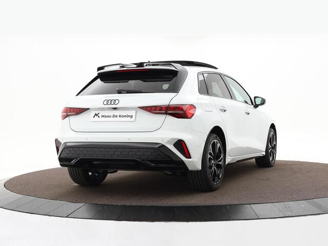 Audi A3 SPORTBACK 45 TFSIe 272pk S-Tronic S Edition Competition · SOH 100% · Panoramadak · Camera · Lederen Bekleding · Elek. Stoel Bestuurder · Elek. Achterklep · Dodehoeksensor · Garantie t/m 24-06-2030 of 100.000km