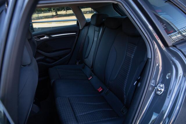 Audi A3 SPORTBACK 30 TFSI Design Pro Line , Cruise control, Navigatie,