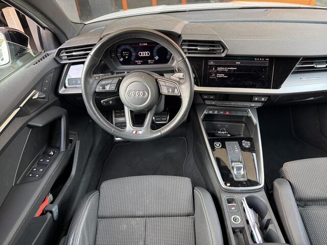 Audi A3 SPORTBACK 45 TFSI e S edition Competition / AUTOMAAT/ DIGITAL DASH/ NAVI/ CRUISE/ CLIMATE/ PARK. SENSOREN/ 17" LMV