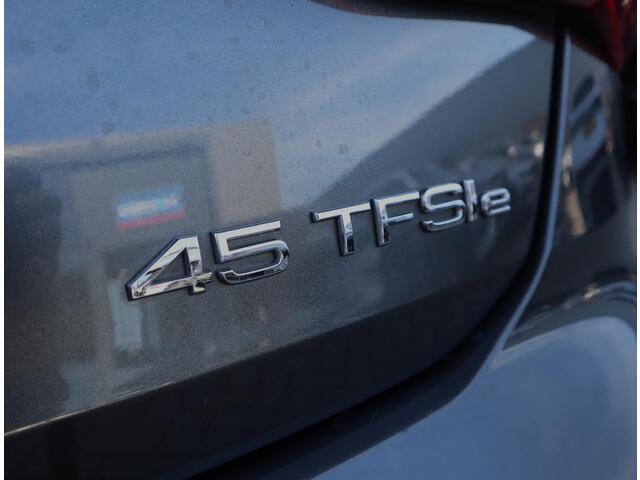 Audi A3 SPORTBACK 45 TFSI e S edition Competition | Pano | ACC | Stoelverwarming