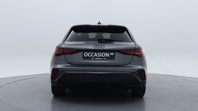 Audi A3 SPORTBACK 40 TFSI e 204PK S edition | zwart optiek | PDC v+a | 64