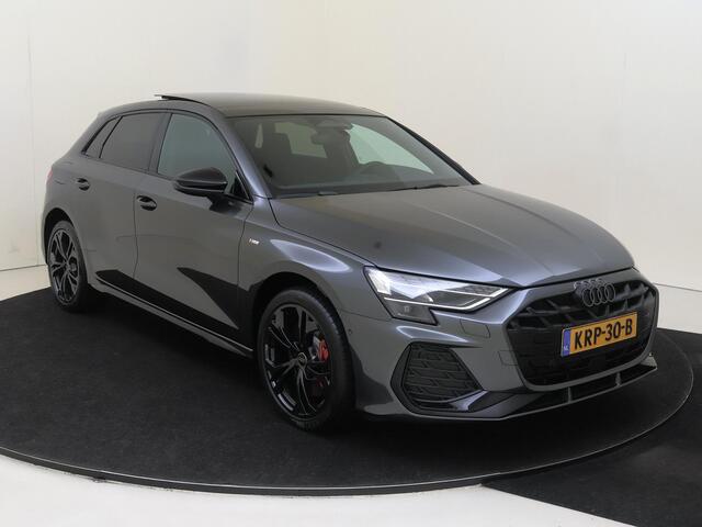 Audi A3 SPORTBACK 45 TFSI e S edition Competition | Panoramadak | 18 inch LM velgen | Achteruitrijcamera | Adaptive cruise control | Verwarmbare voorstoelen