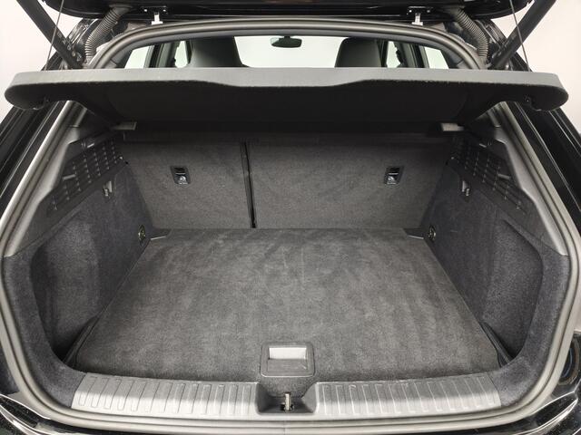 Audi A3 SPORTBACK 40 TFSI e S edition | Navigatie | Camera | Climate Control | Lichtmetalen Velgen 18'' |
