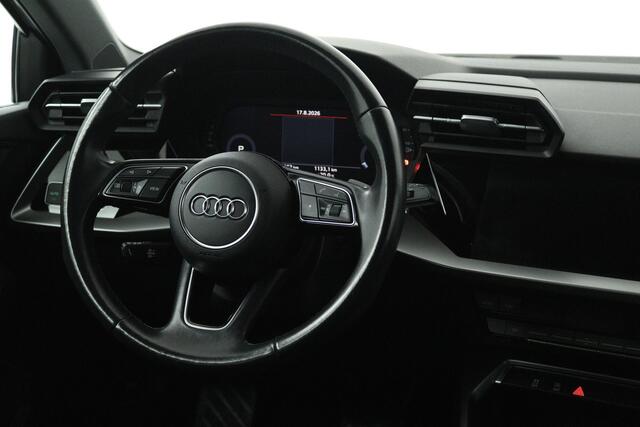Audi A3 SPORTBACK 30 TFSI Business edition (NAVIGATIE, CRUISE CONTROL, PARKEERSENSOREN)