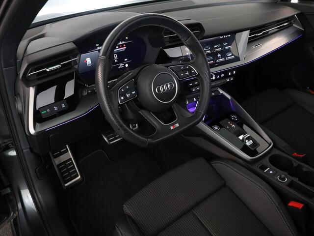 Audi A3 SPORTBACK 30 TFSI S edition 110 pk S-tronic | Verlengde garantie | Navigatie | Panoramadak | Parkeersensoren (Park assist) | Achteruitrijcamera | Stoelverwarming | S-Line |