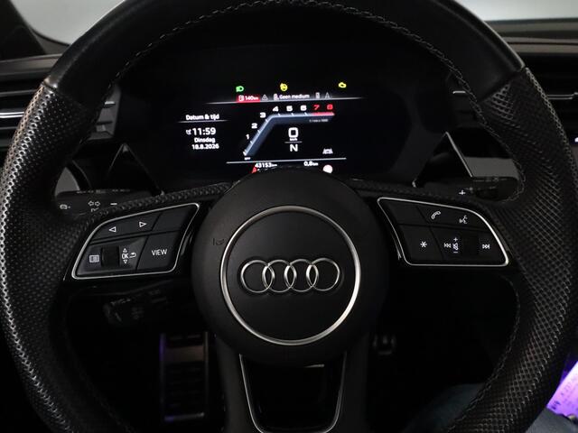 Audi A3 SPORTBACK 30 TFSI S edition 110 pk S-tronic | Verlengde garantie | Navigatie | Panoramadak | Parkeersensoren (Park assist) | Achteruitrijcamera | Stoelverwarming | S-Line |