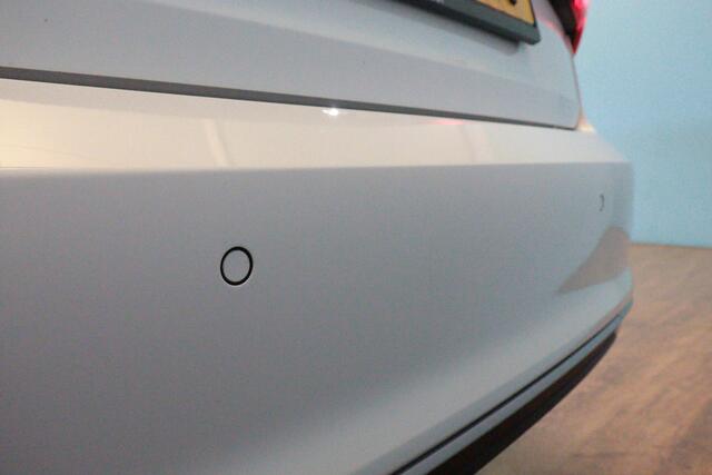 Audi A3 SPORTBACK 30 TFSI Advanced Edition Automaat | RIJKLAAR | NAVI / APPCONNECT | PDC ACHTER | ADAP CRUISE | LANE-ASSIST |
