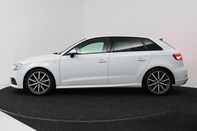 Audi A3 SPORTBACK 1.0 TFSI Sport S Line Edition (NAVIGATIE, CLIMA, LED, PDC, CRUISE, S-LINE)