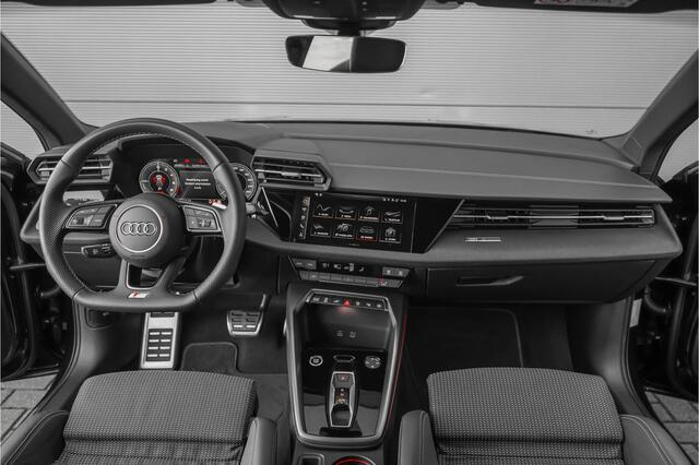 Audi A3 SPORTBACK 40 TFSI e S Edition Matrix LED Camera Keyless 18"