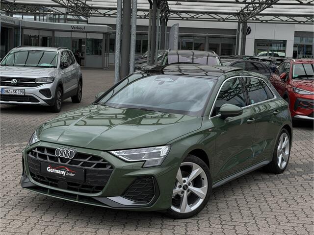 Audi A3 SPORTBACK 35TFSI S-Edition NIEUW! 2653km! Pano Sonos M-Led RS-Zetels ACC Side/Lane Assist Districtgrün!