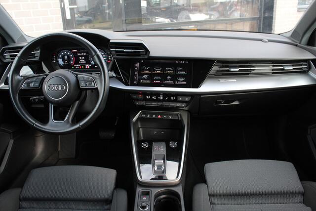 Audi A3 SPORTBACK 35 TFSI Advanced edition / Carplay / Stoelverwarming