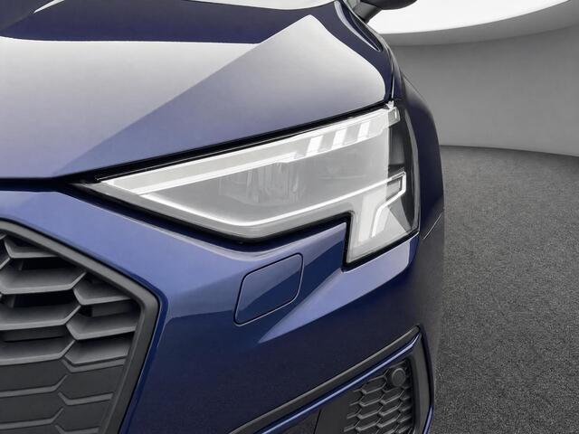 Audi A3 SPORTBACK 40 TFSIe 204pk S-tronic Advanced edition · Apple/Android Car Play · Stoelverwarming · P-Sensoren · Elek. Achterklep · 18'' Inch ·