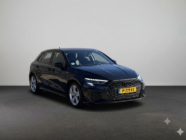 Audi A3 SPORTBACK 30 TFSI S edition 110PK | S-line in & exterieur | Trekhaak | Stoelverwarming |