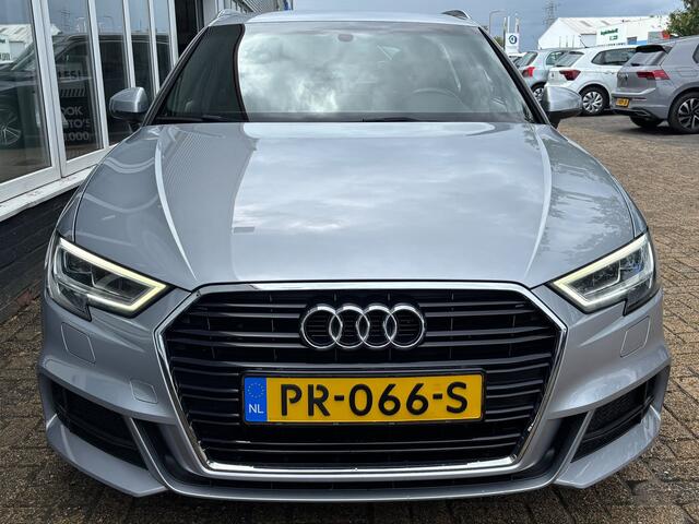 Audi A3 SPORTBACK 1.5 TFSI CoD Sport S Line Edition | Trekhaak | Sfeerverlichting | Parkeersensoren | Bluetooth