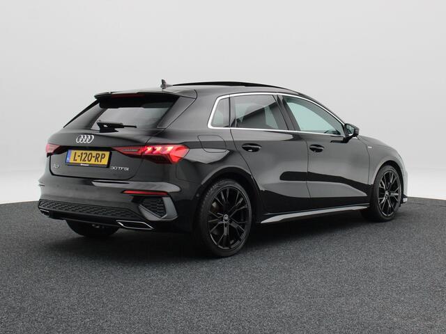 Audi A3 SPORTBACK 30 TFSi 110 Pk Automaat S-Line | Panorama dak | Cruise Control | Camera | CarPlay | Half Leer | 18 Inch | 65.065 Km !!