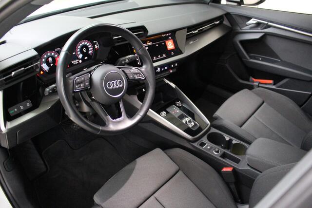 Audi A3 SPORTBACK 30 TFSI Advanced Automaat Navigatie | Climate Control | Lichtmetalen Velgen