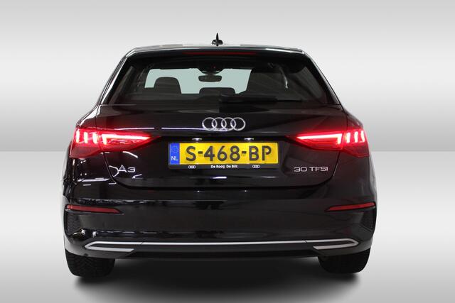 Audi A3 SPORTBACK 30 TFSI Advanced edition Navigatie | Cruise Control | 17" Velgen | PDC