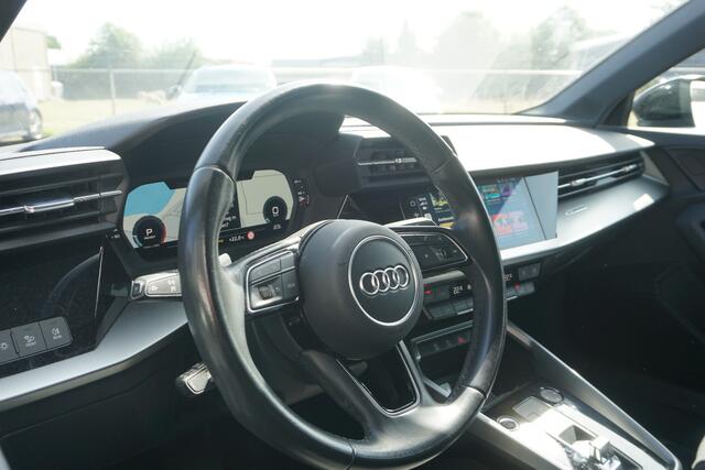 Audi A3 SPORTBACK 30 TFSI Automaat | FULL LED | VIRT. COCKPIT | CARPLAY |