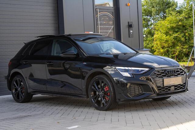 Audi A3 SPORTBACK 45 TFSIe Sline Competition PANO MATRIX MAXTON KEYLESS