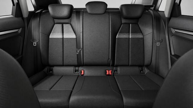 Audi A3 SPORTBACK 30 TFSI Advanced edition 116 PK · Optiekpakket zwart plus · Afgevlakt stuurwiel